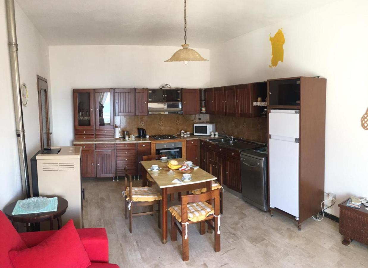 Apartmán Da Tzio Abel Baunei Exteriér fotografie