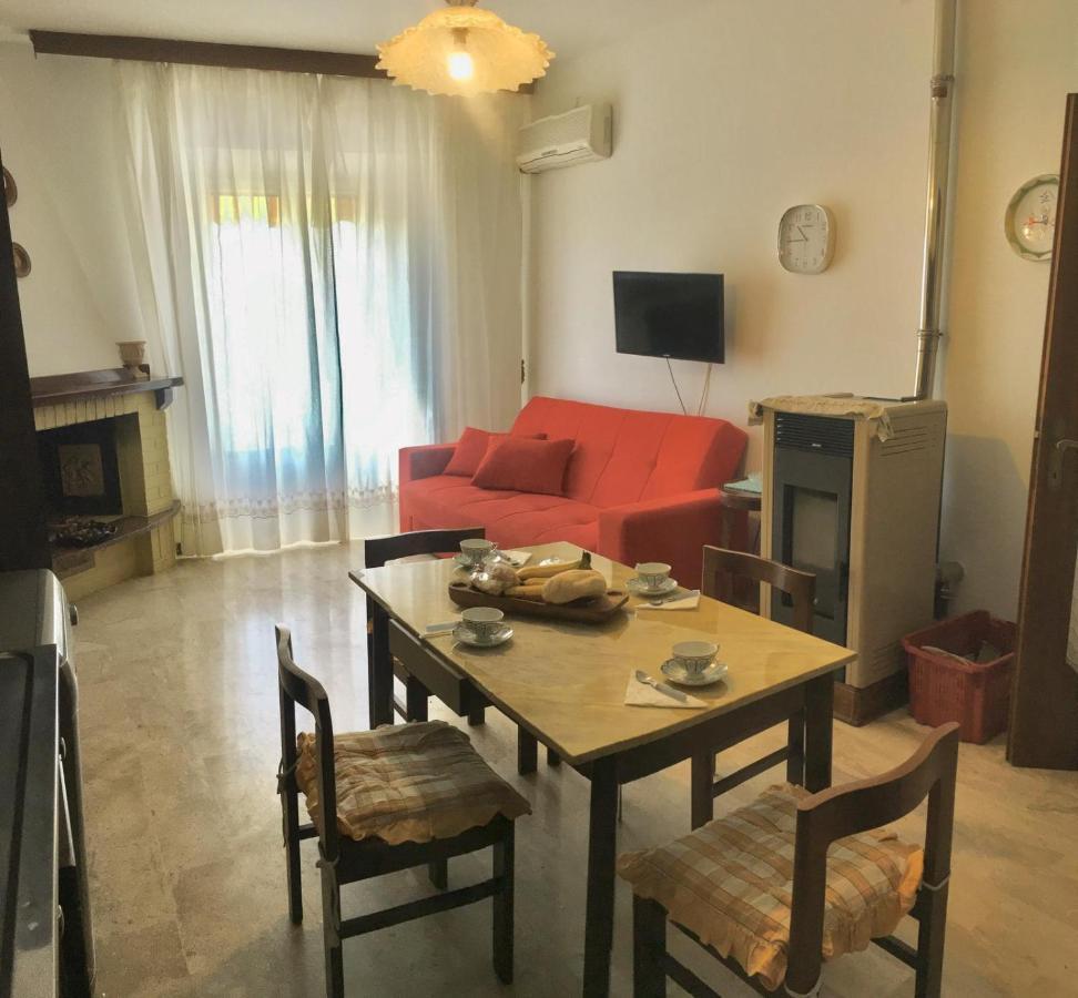 Apartmán Da Tzio Abel Baunei Exteriér fotografie